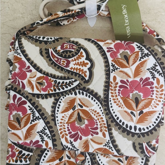 Vera Bradley Baird Hipster - Picture 5 of 13